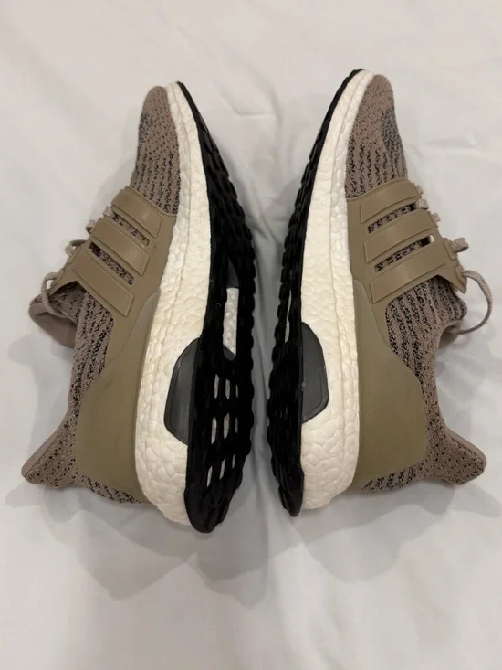 adidas UltraBoost 3.0 'Trace Khaki' – Men's Size 9.5 - Picture 3 of 5